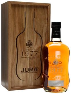 Isle Of Jura 1977 0,7l 46% L.E. Dřevěný box / Rok lahvování 2012