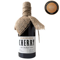 PRÁDELSKÁ Cherry s brazilským rumem 21% 0,7