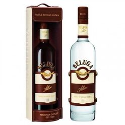 Beluga Allure 0,7l 40% Kožené